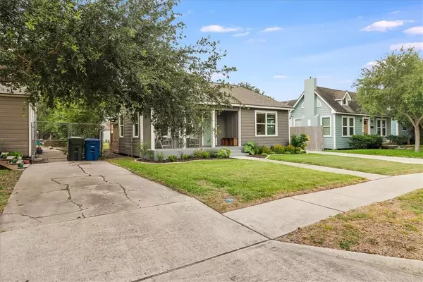 Corpus Christi, TX 78404,521 Cole ST