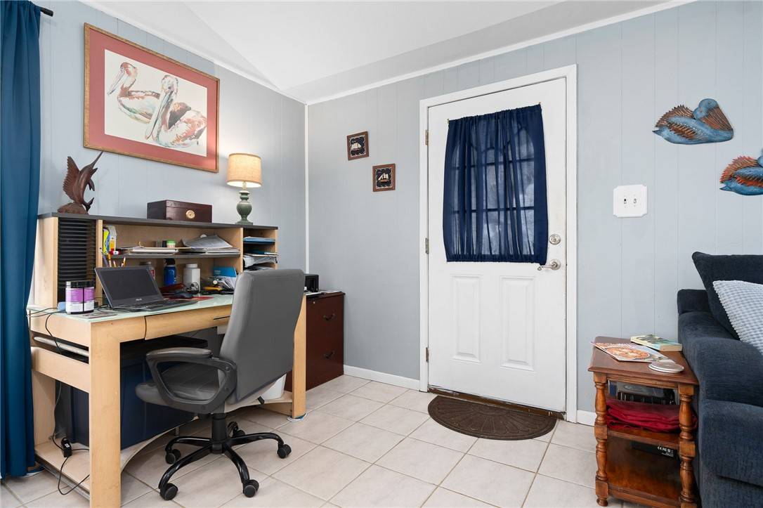 Rockport, TX 78382,627 S Fuqua ST