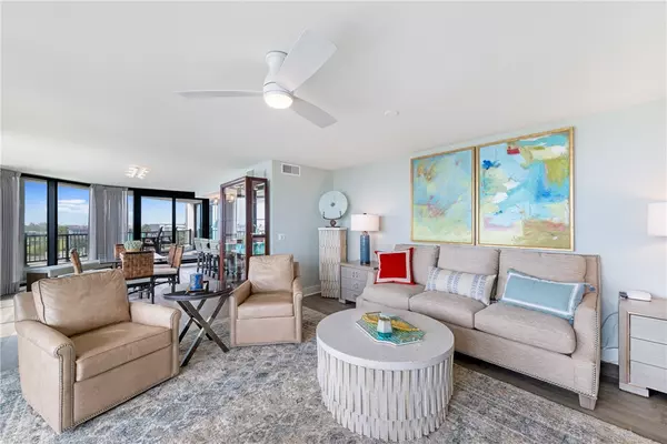 Port Aransas, TX 78373,1000 N Station #301