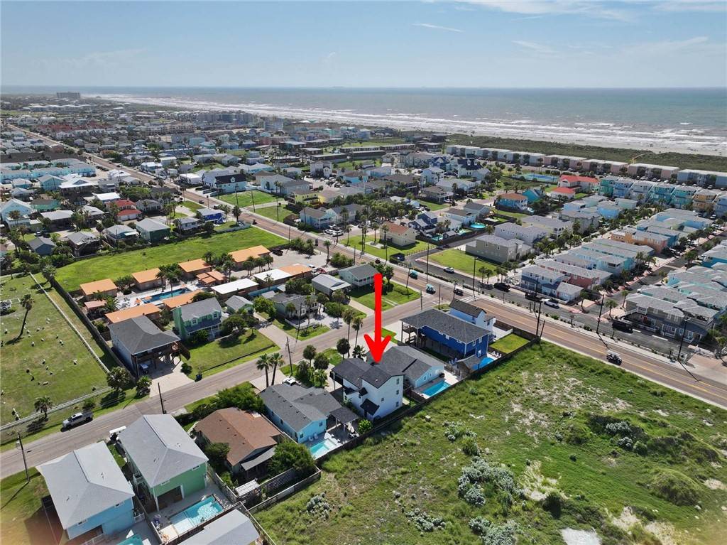 Port Aransas, TX 78373,500 Royal Palm LN