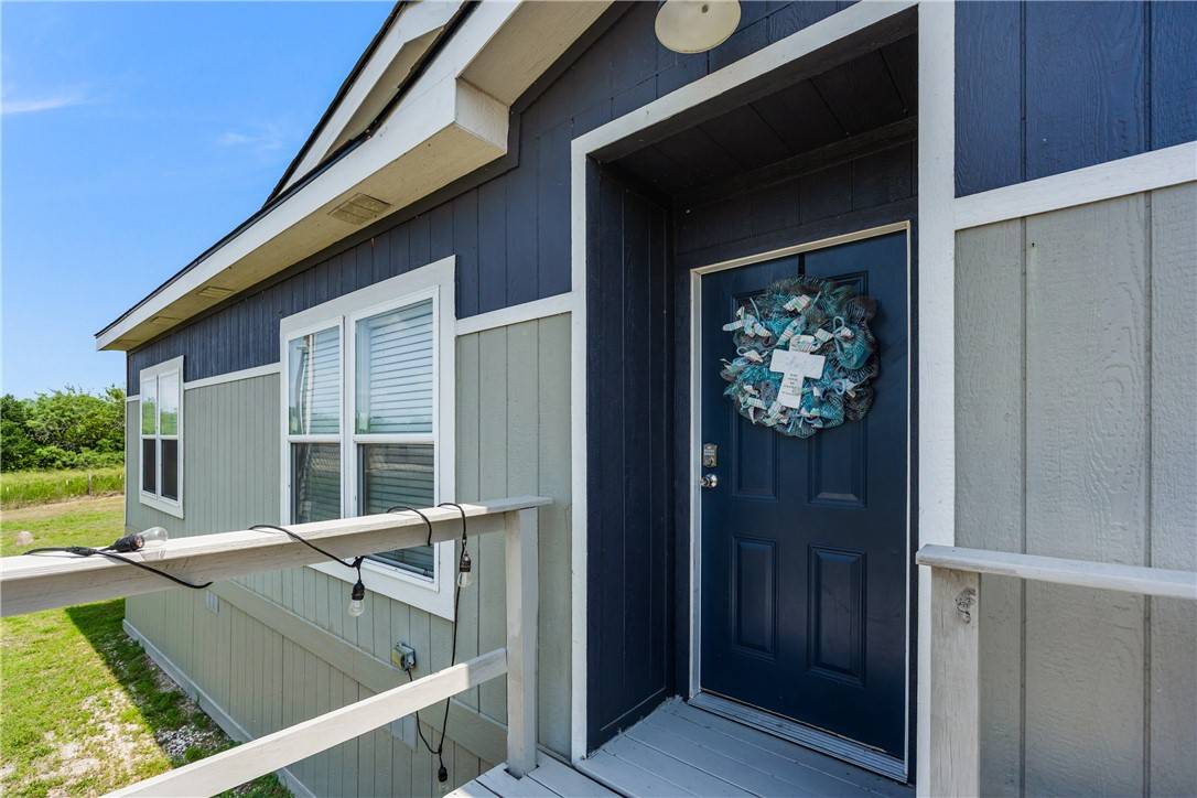 Sandia, TX 78383,709 S Vista DR