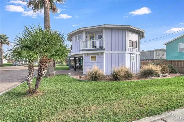 1923 S 11th ST #1, Port Aransas, TX 78373