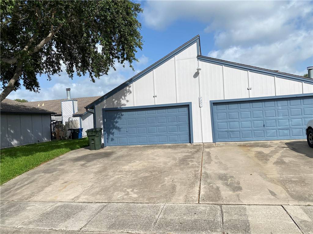 7201 Kress #F4, Corpus Christi, TX 78413