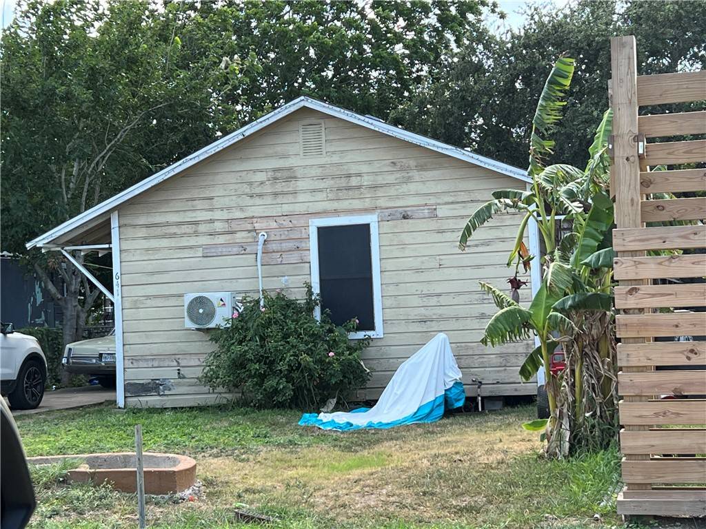 641 Vera Cruz ST, Corpus Christi, TX 78405