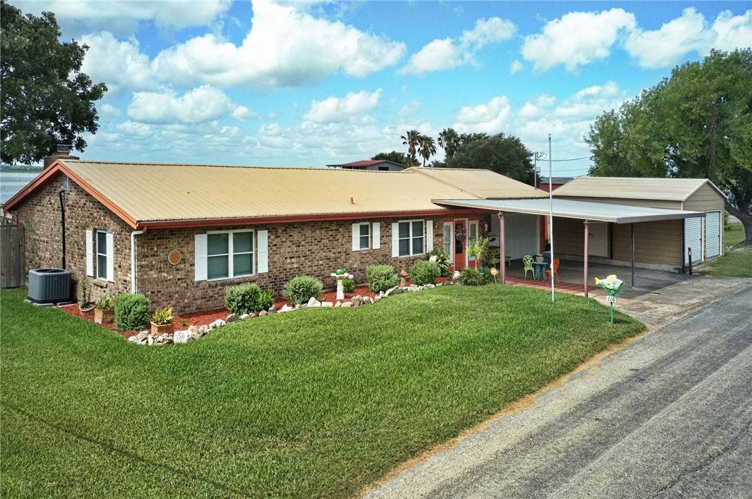 116 Sunset DR, Mathis, TX 78368