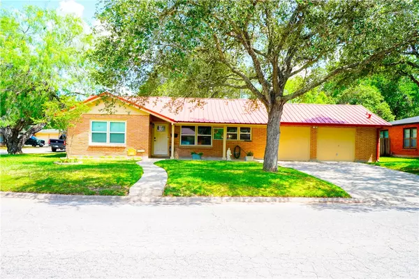 1508 Roosevelt DR, Alice, TX 78332