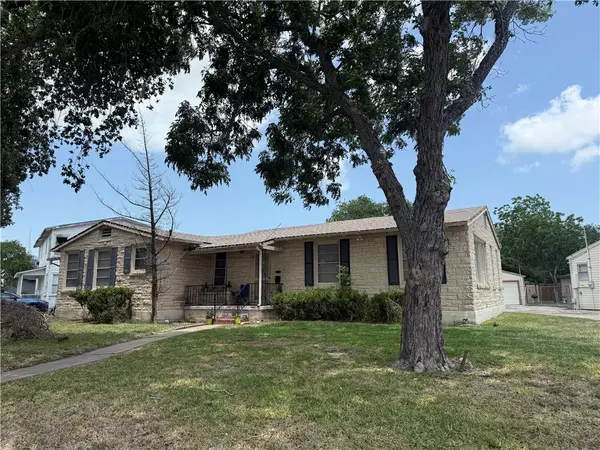 2802 Devon DR, Corpus Christi, TX 78404