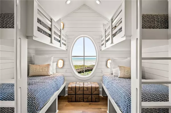 Port Aransas, TX 78373,328 Coastline DR