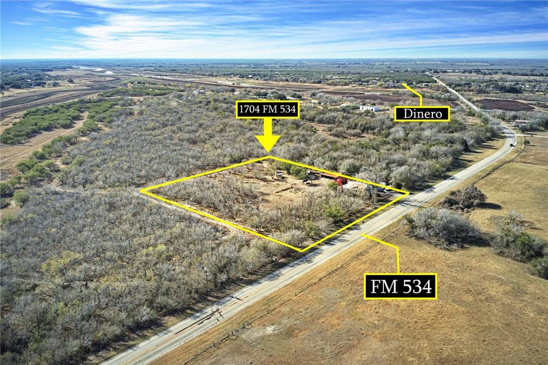 1704 FM 534, George West, TX 78022