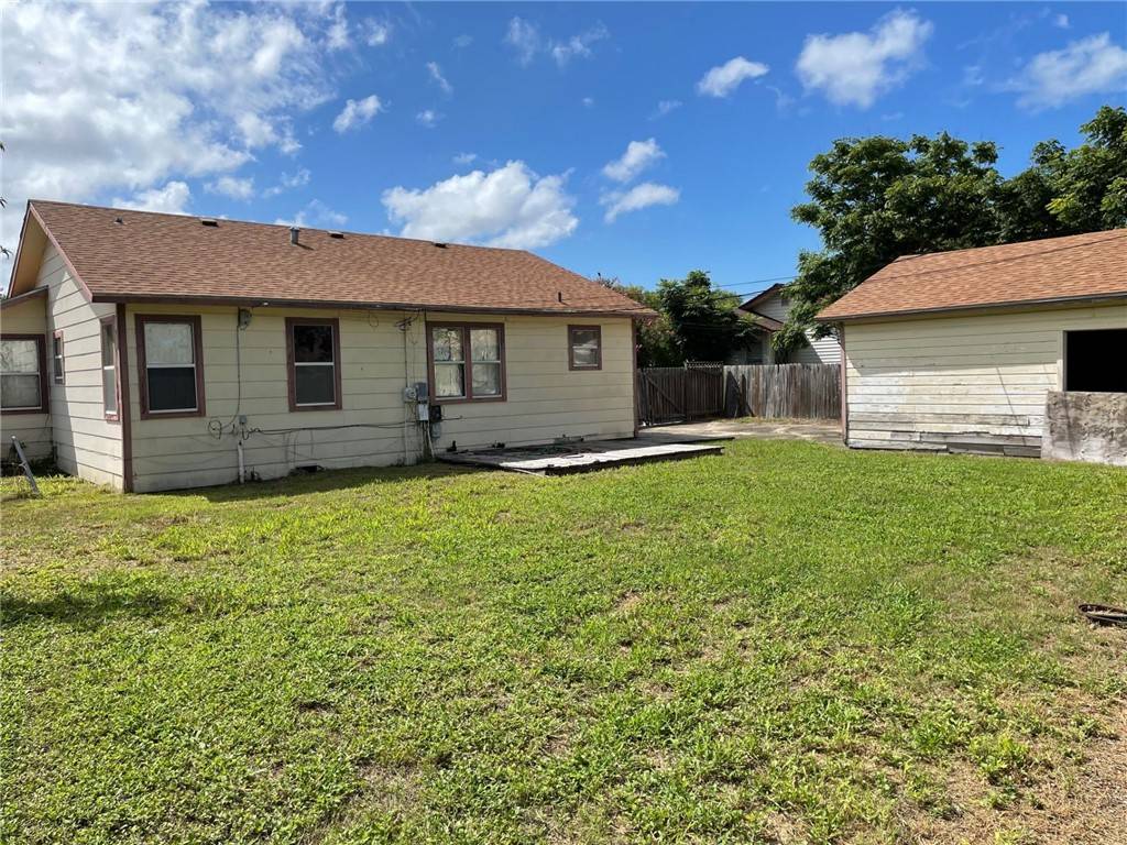 Corpus Christi, TX 78411,4706 Mable ST