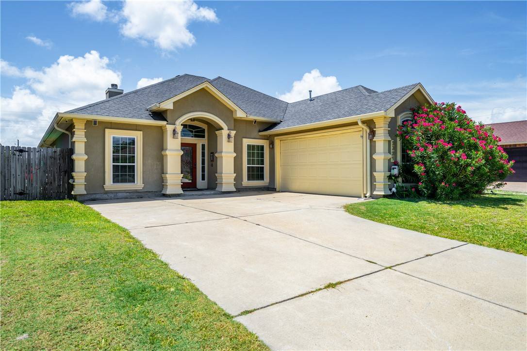 2321 Louisville DR, Corpus Christi, TX 78418
