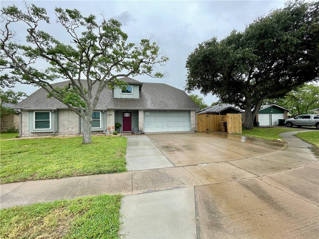 917 Saint Bernard ST, Corpus Christi, TX 78418