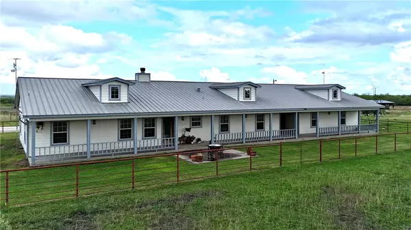 Mathis, TX 78368,5567 County Road 1441