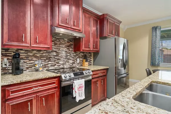 Fulton, TX 78358,104 Sandollar