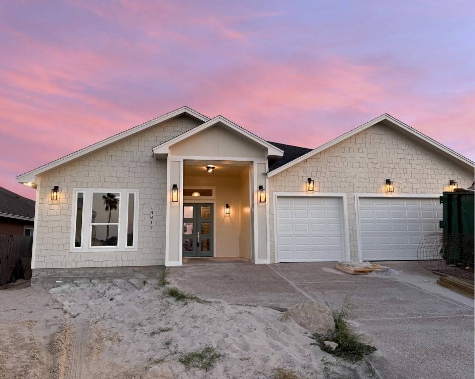 13817 Hawksnest Bay DR, Corpus Christi, TX 78418