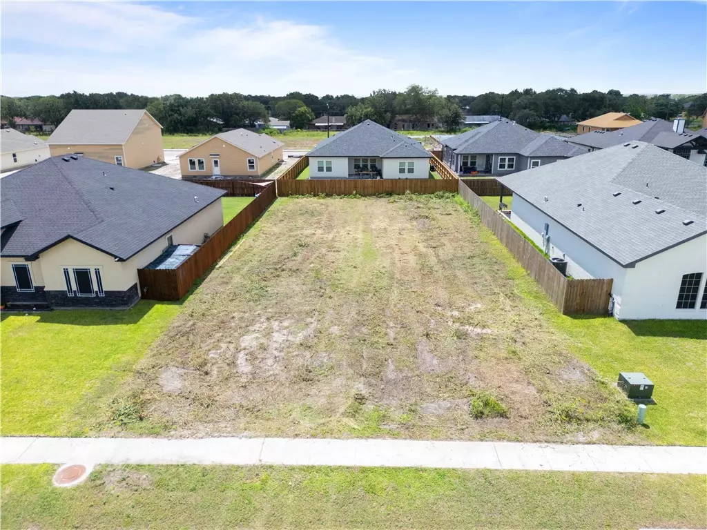 Odem, TX TX 78370,106 MEADOWBROOK