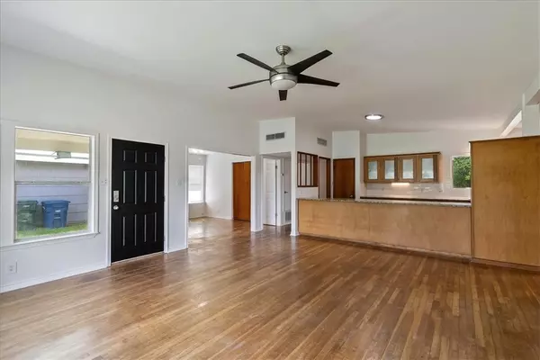 Corpus Christi, TX 78411,1009 Driftwood PL