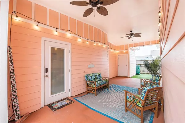 Corpus Christi, TX 78418,14205 Anegada DR