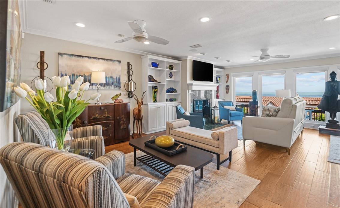 Corpus Christi, TX 78411,4270 Ocean DR #11