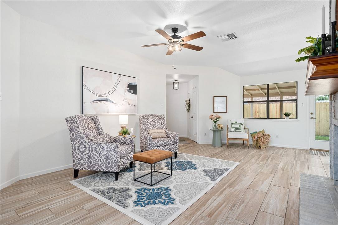 Portland, TX 78374,317 Sea Gate DR
