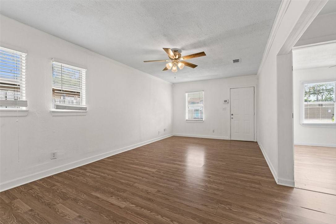 Corpus Christi, TX 78404,2853 Lawnview ST