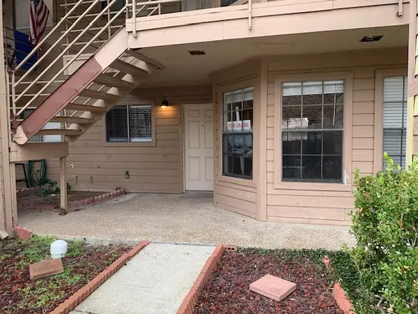 7122 Premont DR #103B, Corpus Christi, TX 78414