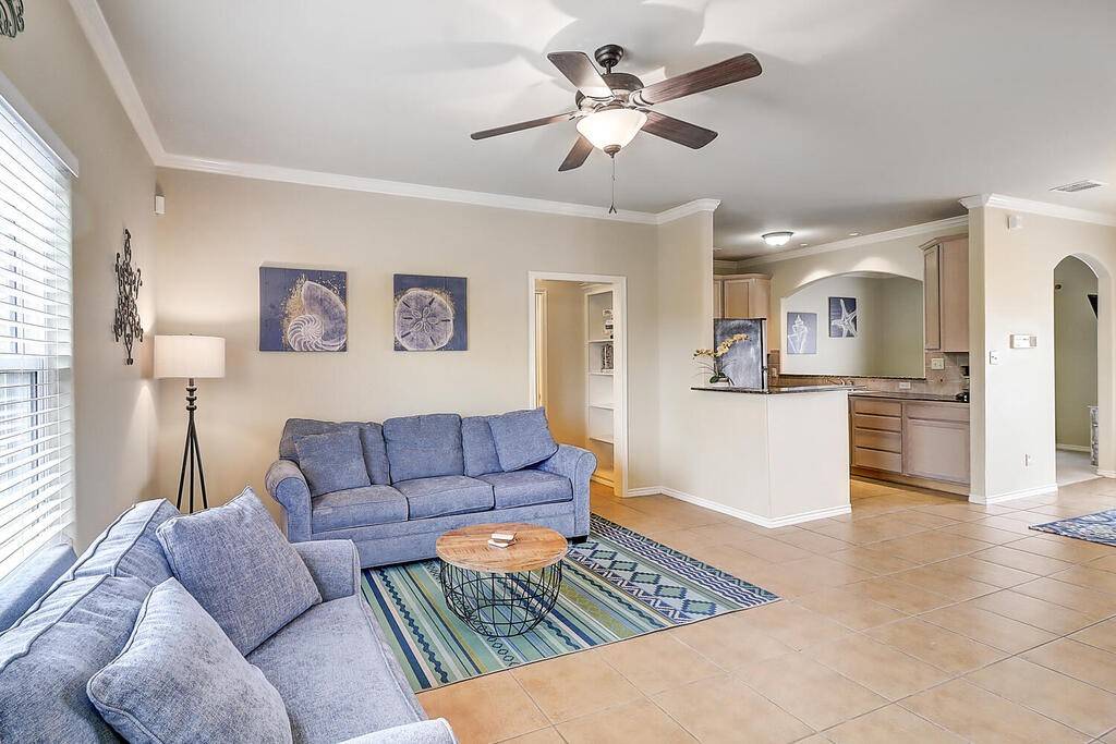 Corpus Christi, TX 78418,14422 Verdemar #204