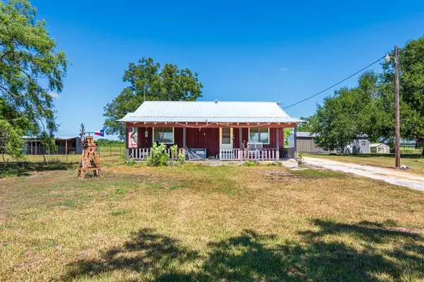 122 County Road 326, Mathis, TX 78368