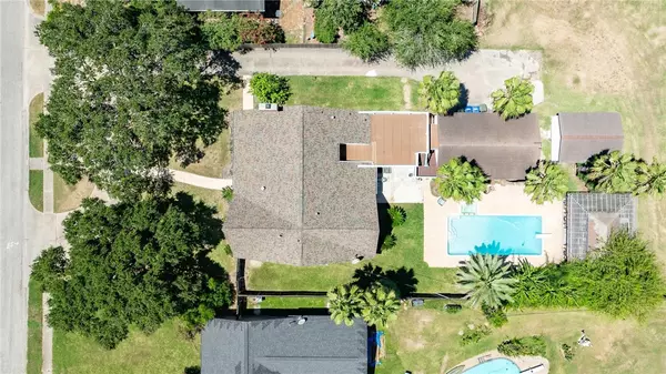 Corpus Christi, TX 78412,322 Glenmore ST