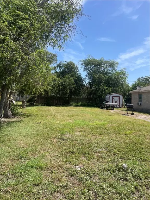 238 Sunset ST, Gregory, TX 78359