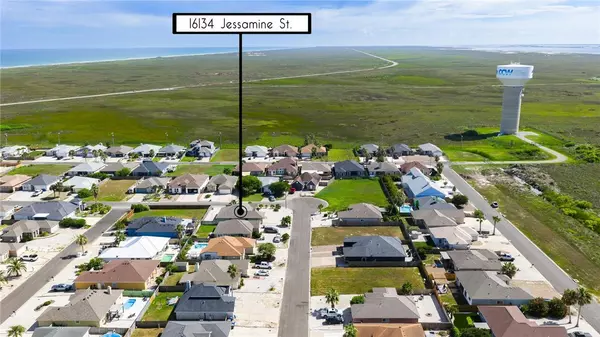 Corpus Christi, TX 78418,16134 Jessamine ST
