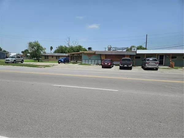 Robstown, TX 78380,301 N Upshaw BLVD
