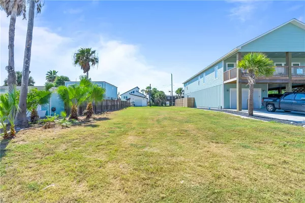 Port Aransas, TX 78373,411 S Station ST