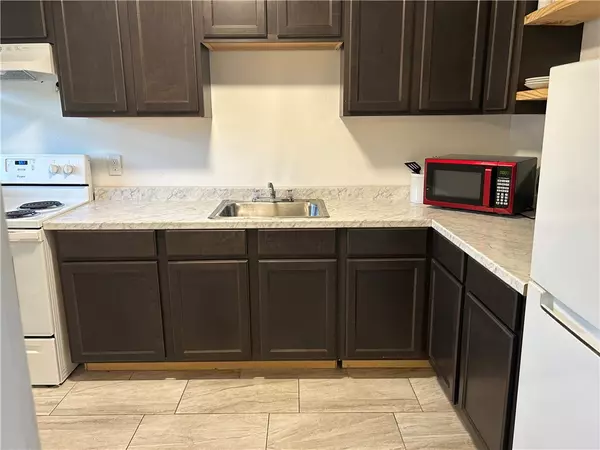 Corpus Christi, TX 78404,829 Indiana AVE #4
