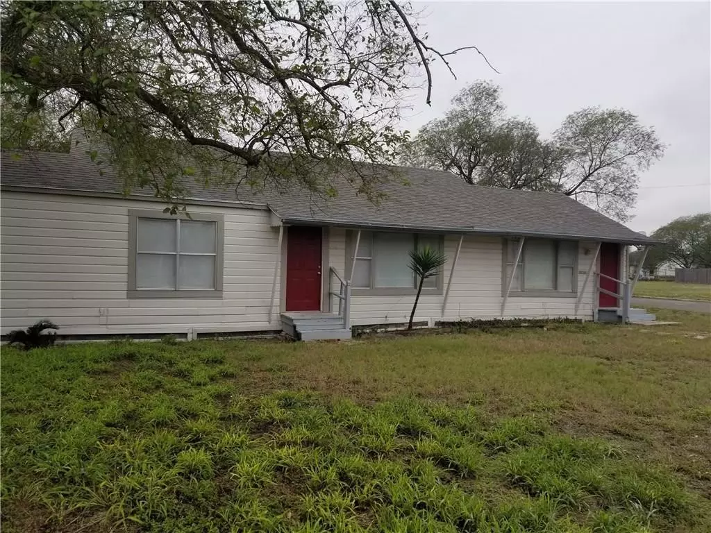 Kingsville, TX 78363,629 W Nettie AVE