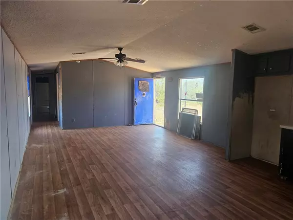 Robstown, TX 78380,6940 Fm 1833