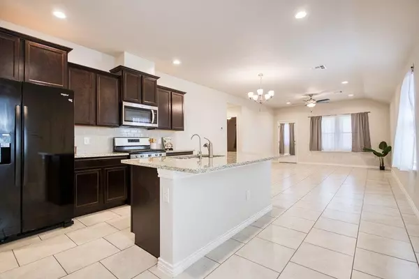 Corpus Christi, TX 78414,7606 Herd Rider