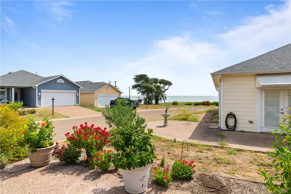 Rockport, TX 78382,45 Primrose DR