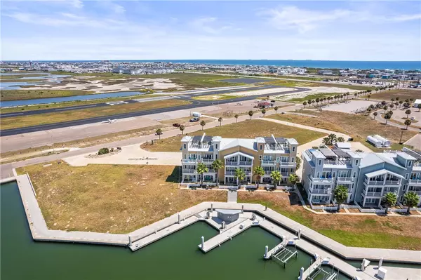 Port Aransas, TX 78373,200 Piper BLVD #B4