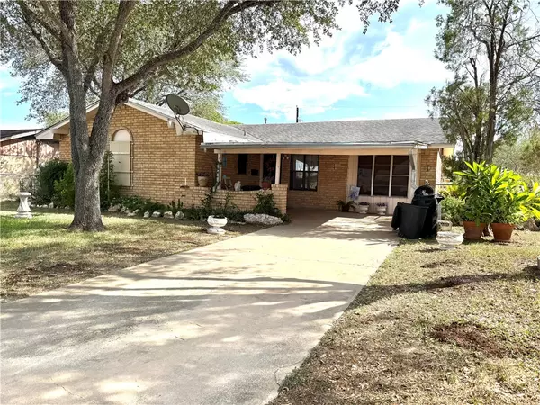 San Diego, TX 78384,605 W Panpama DR