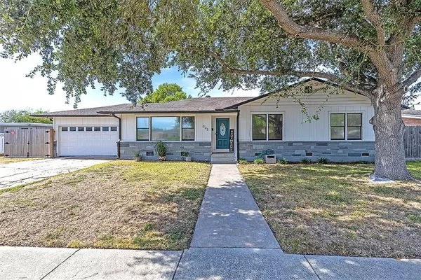 332 Doddridge ST, Corpus Christi, TX 78411