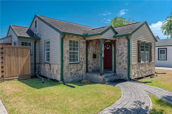 3010 Austin ST, Corpus Christi, TX 78404