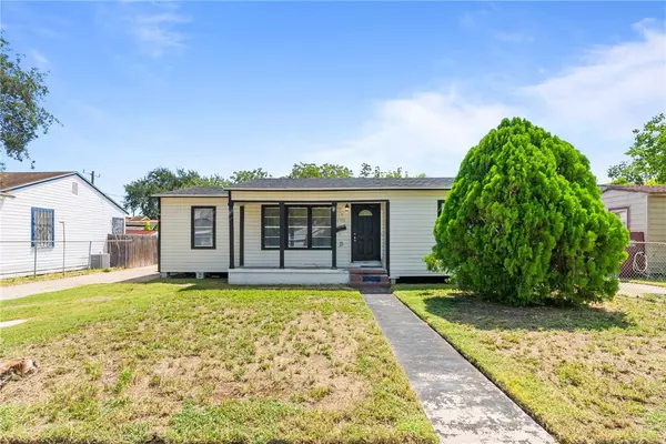 4306 Christie ST, Corpus Christi, TX 78415