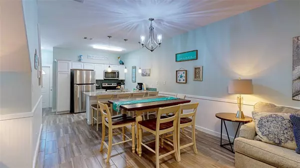 Port Aransas, TX 78373,1813 S 11th ST #106