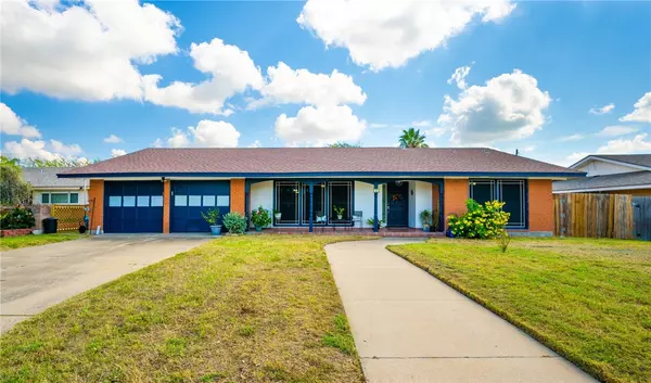 106 Georgia PL, Portland, TX 78374
