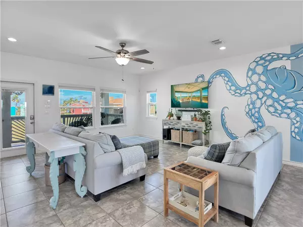 Port Aransas, TX 78373,153 Beach View