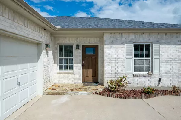 Aransas Pass, TX 78336,116 Bay CT