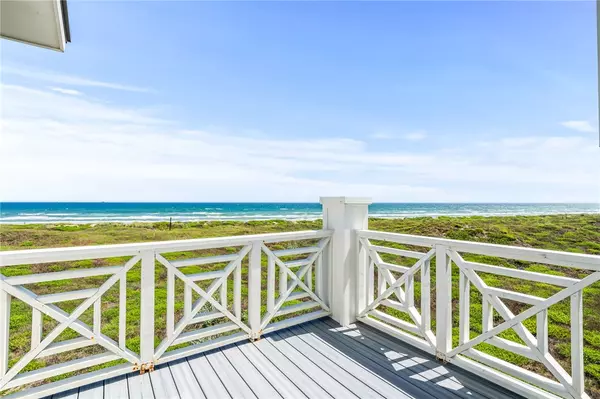 Port Aransas, TX 78373,121 Bikini DR