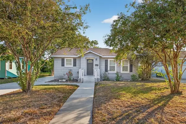 3516 Topeka ST, Corpus Christi, TX 78411