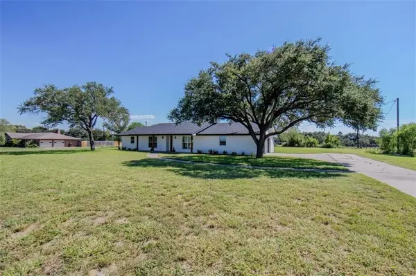 615 E Trant, Kingsville, TX 78363